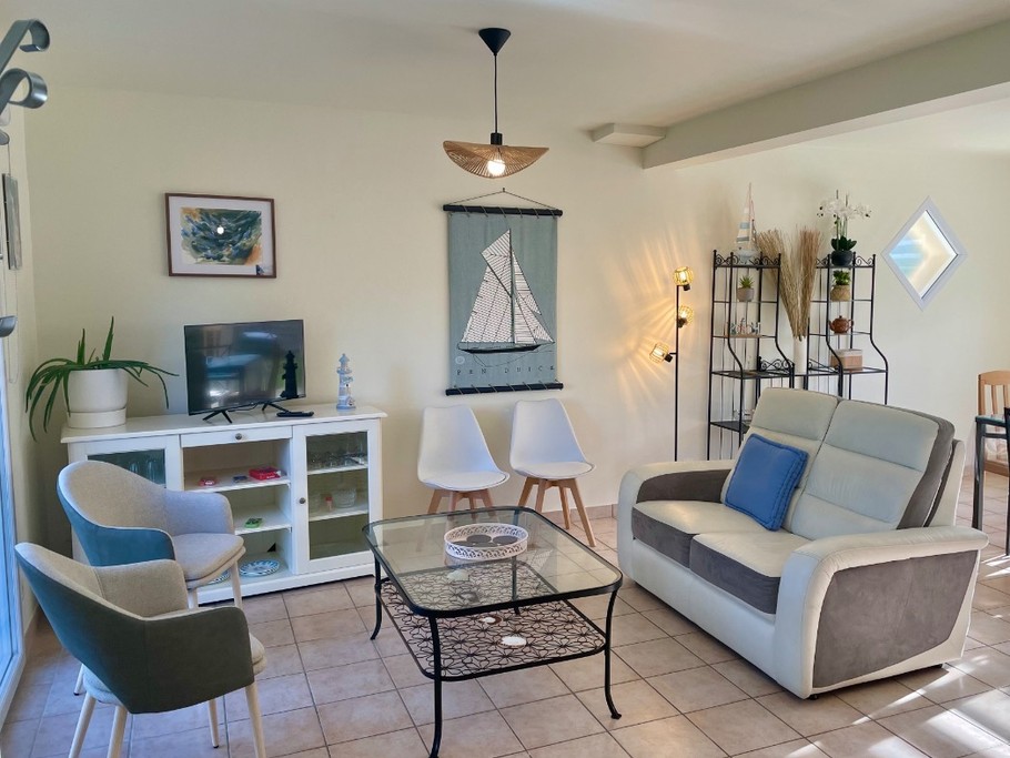 Belle maison de vacances proche mer -St Cast le Guildo : Le Salon