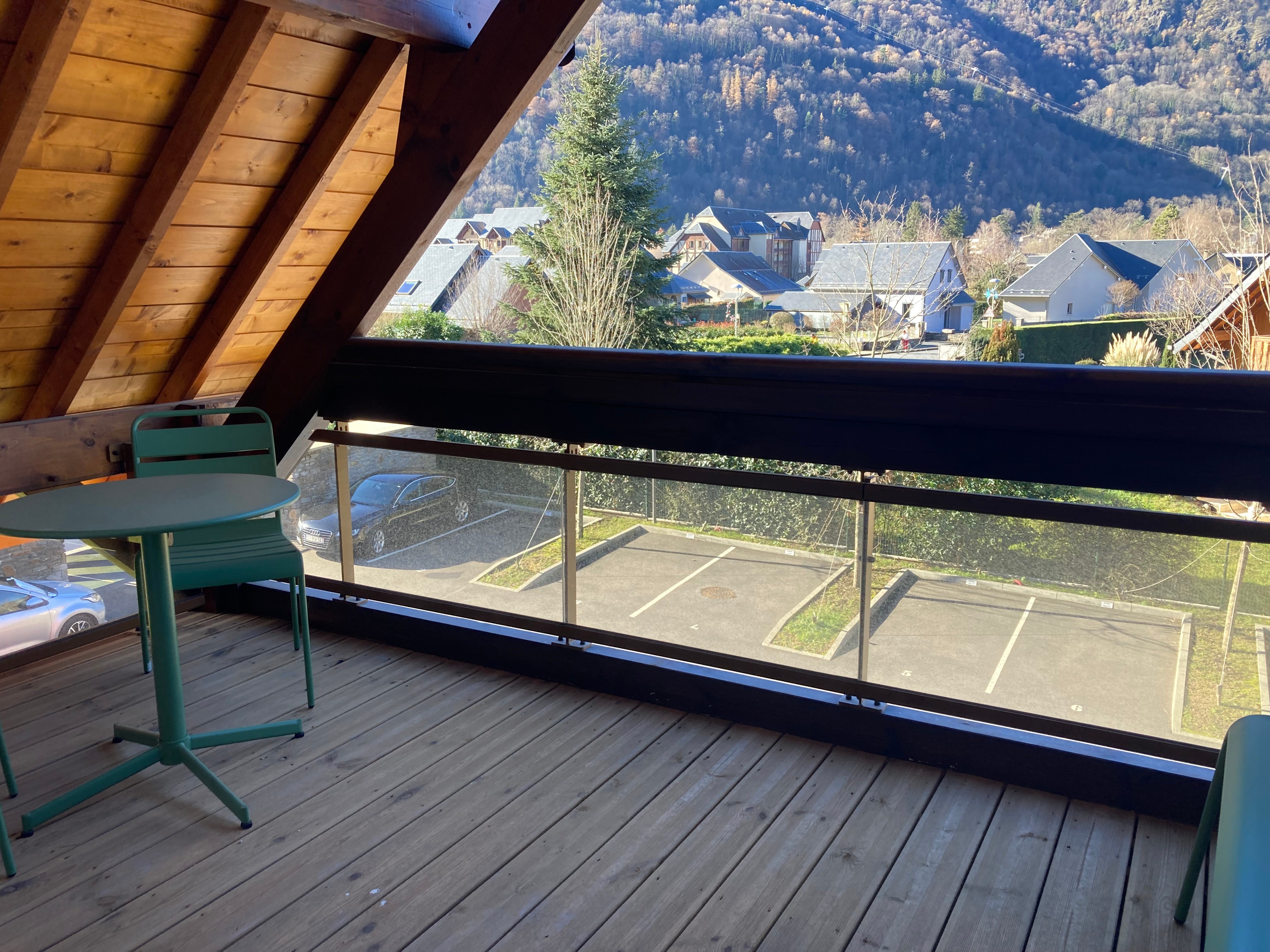 1ère chambre, balcon privé avec vue montagne
