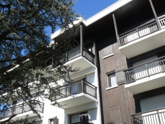 Appartement tout confort à St Gervais les Bains face au Mont-Blanc (235 à 555 euros) proche des télécabines , ville étape du GR Tour du Mont Blanc, ville départ de l’ascension du Mont Blanc