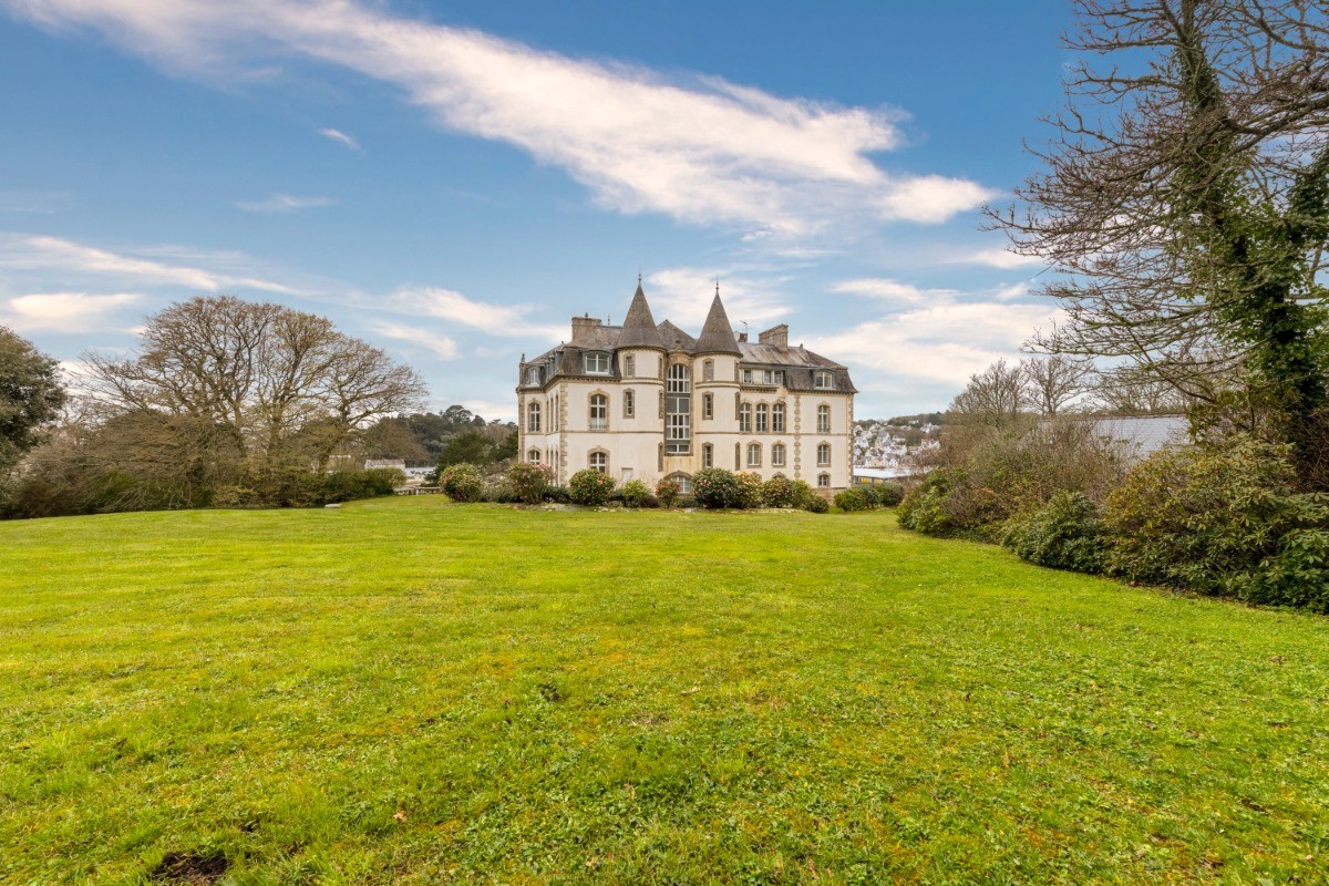 Vue partie arrière du château