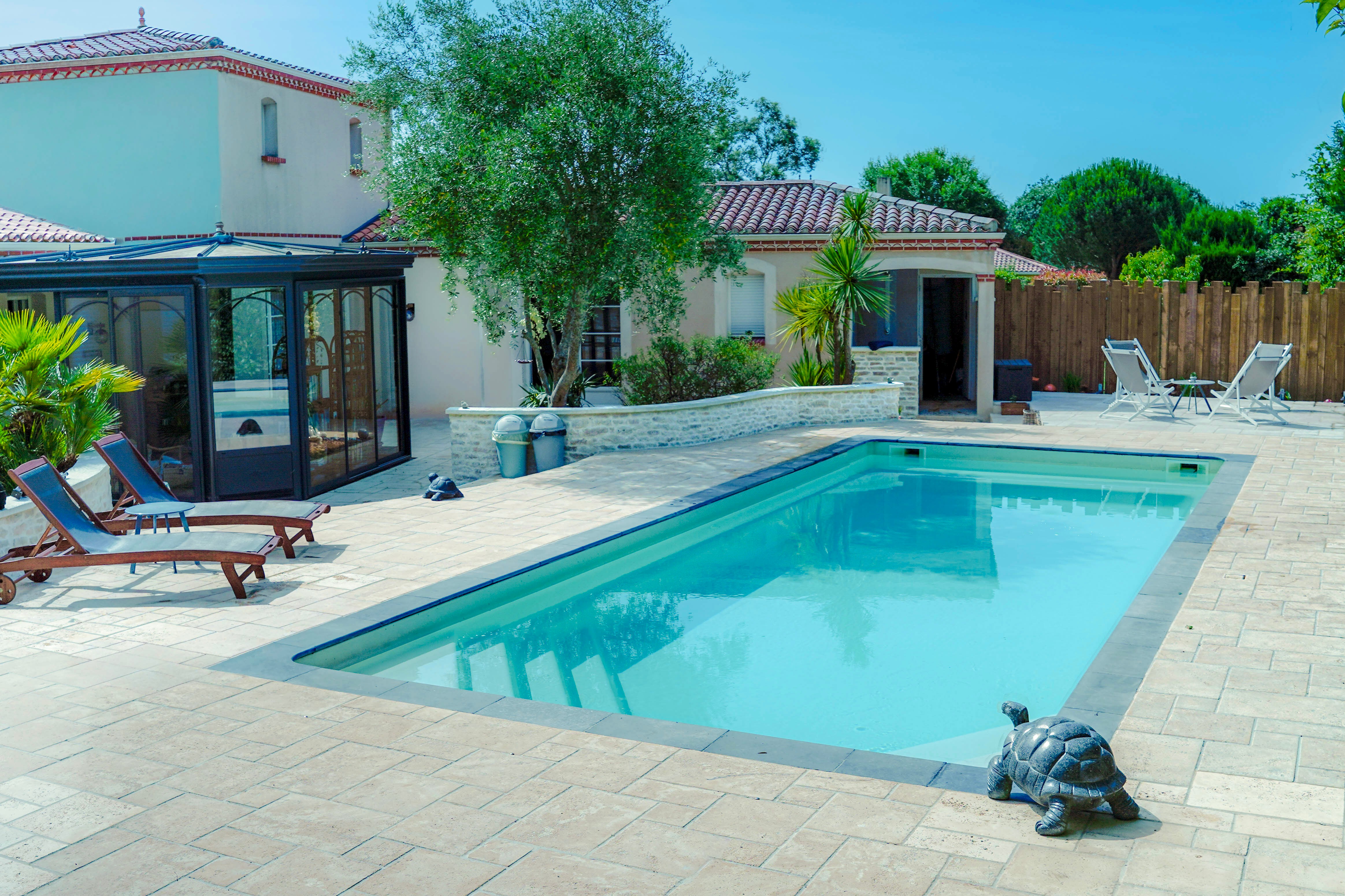 Heated swimming pool