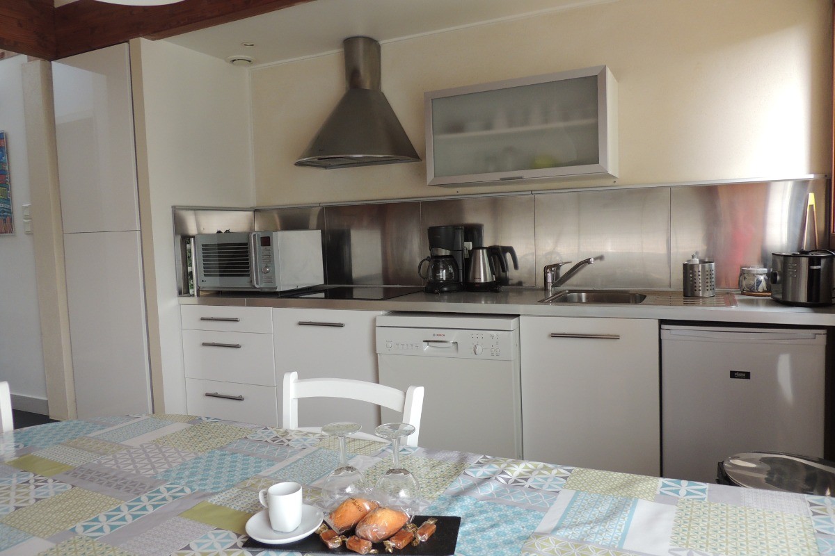 CUISINE EQUIPEE