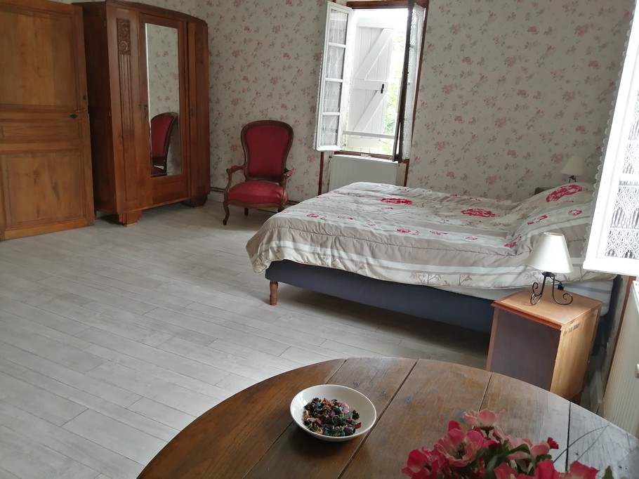 Chambre 1 étage (lit 160)