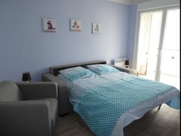 Salon configuration lit - Appartement F2 2ème étage