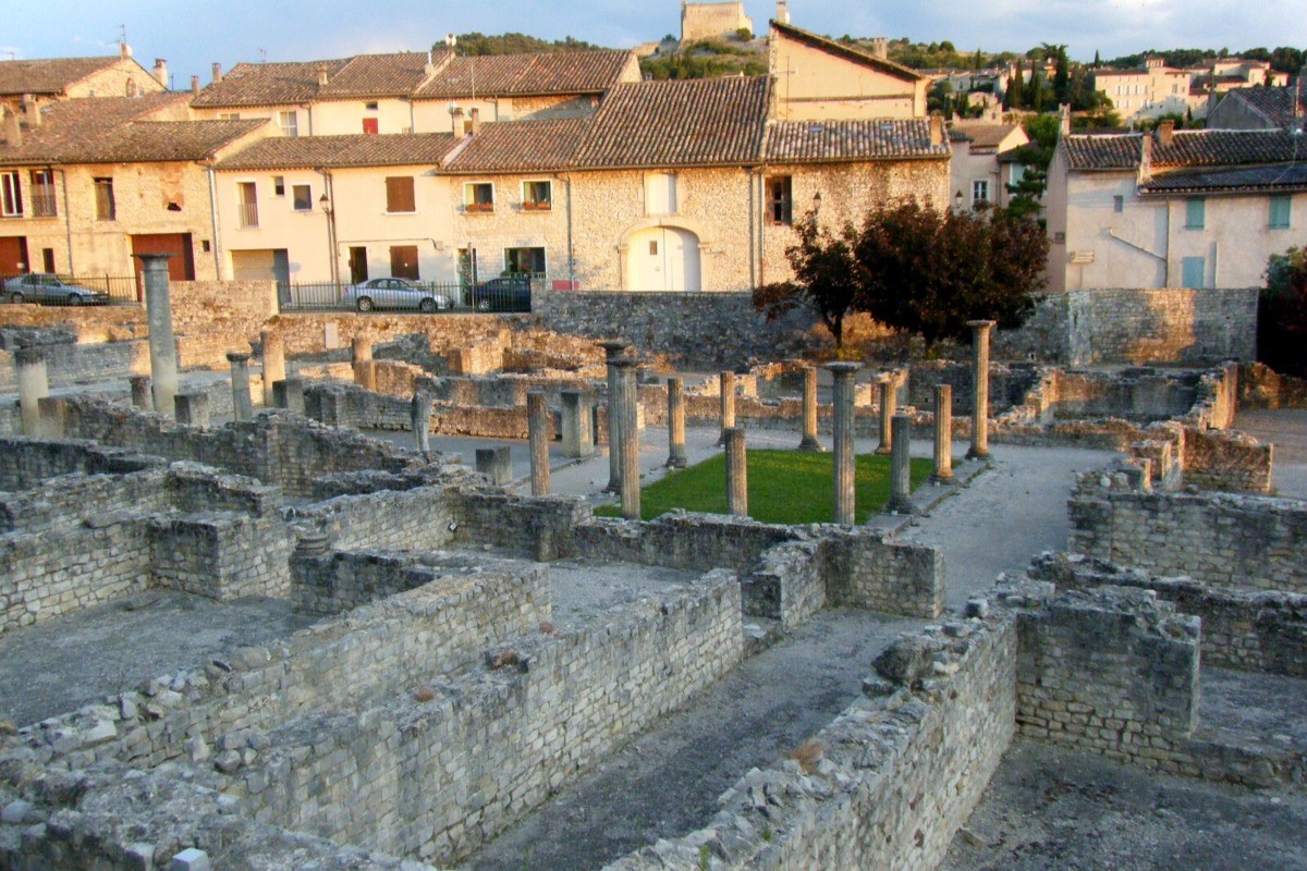 Vue sur Vaison la Romaine Crédit photo N.TARDIEU VPA