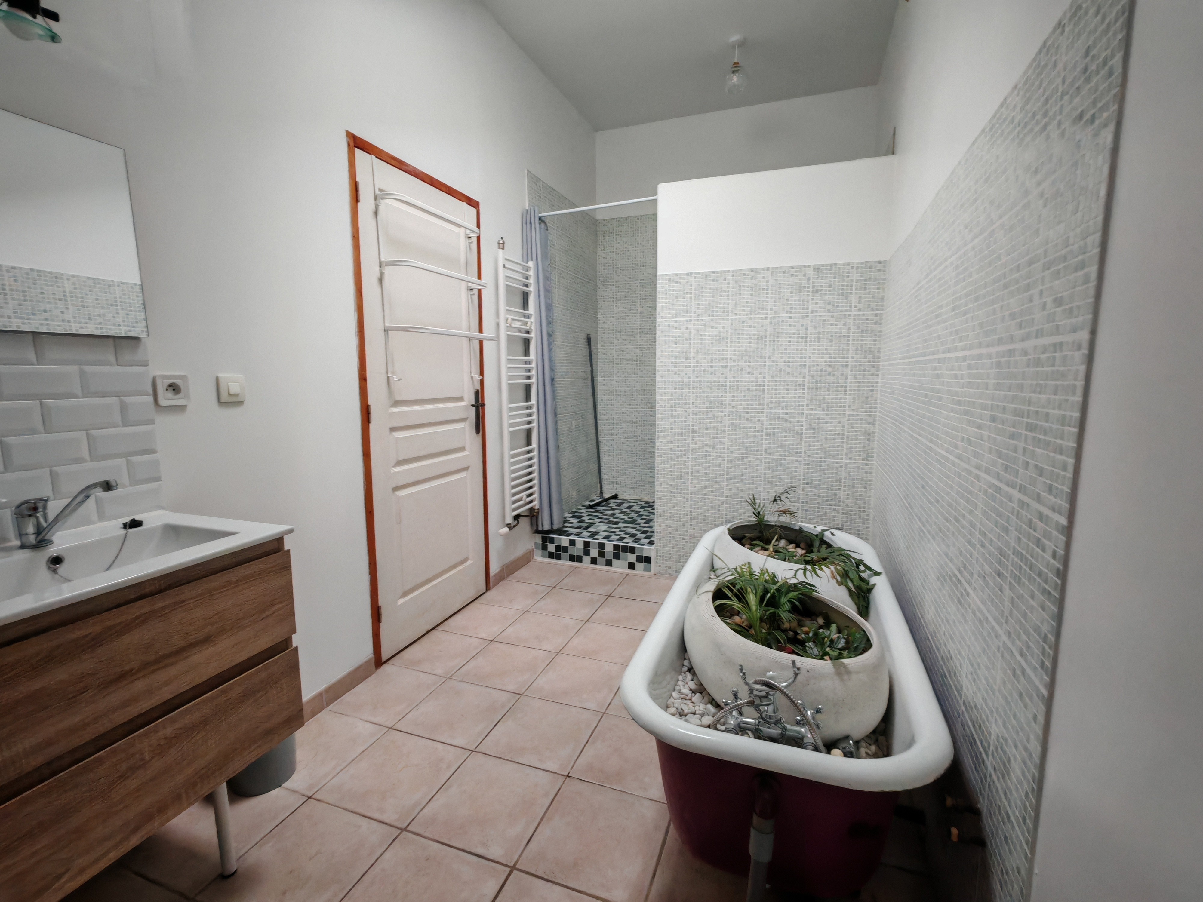 Ground floor shower room