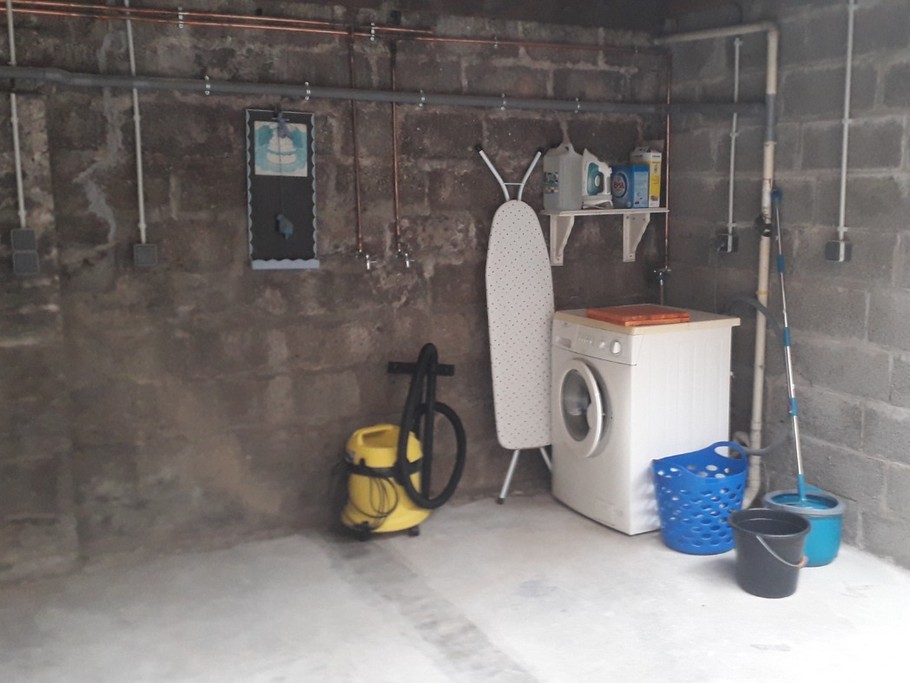 Location Paimpol Clévacances Derrien, buanderie