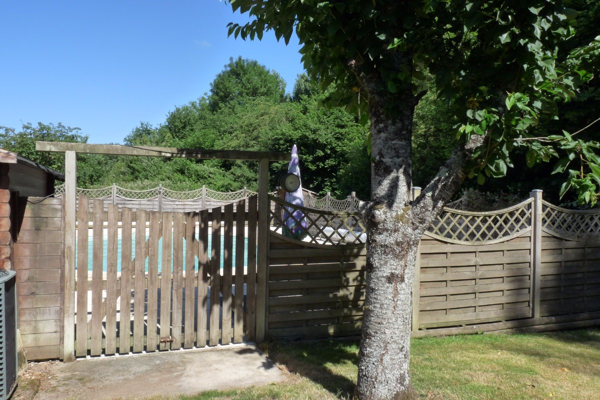 l'accès à la piscine