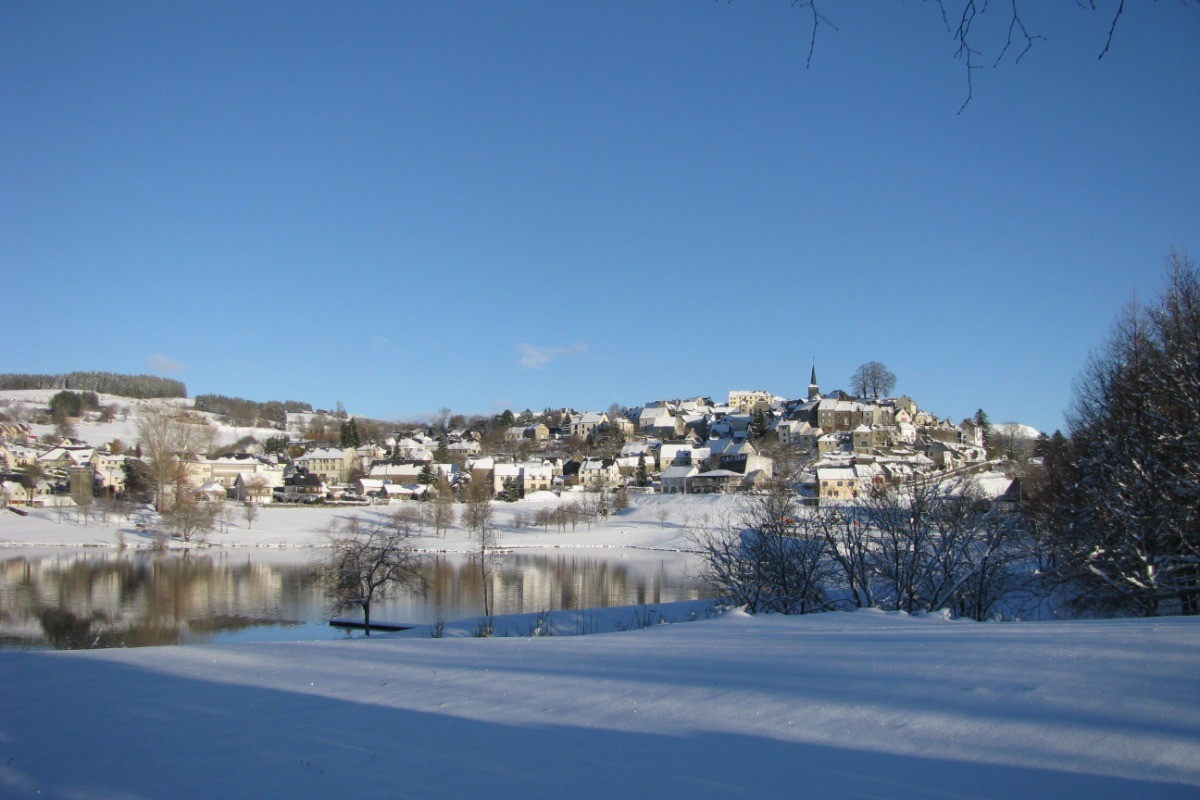 LA TOUR D'AUVERGNE en hiver