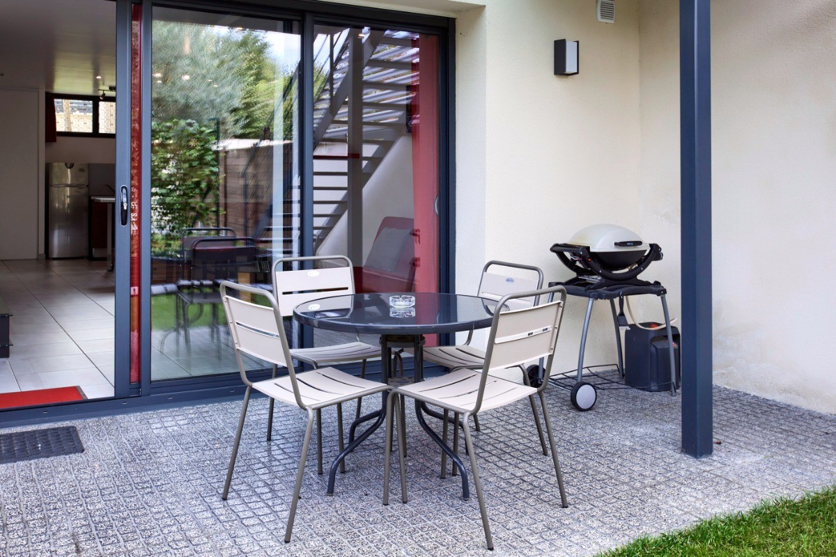 Terrasse couverte, barbecue