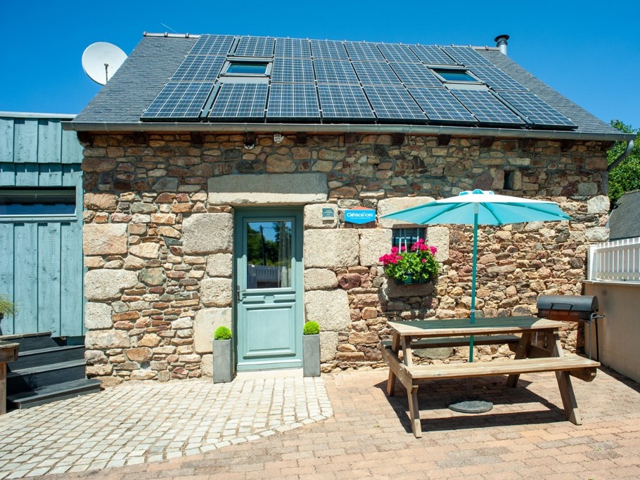 Charmante maison en pierre, 2 à 4 personnes, Clévacances,