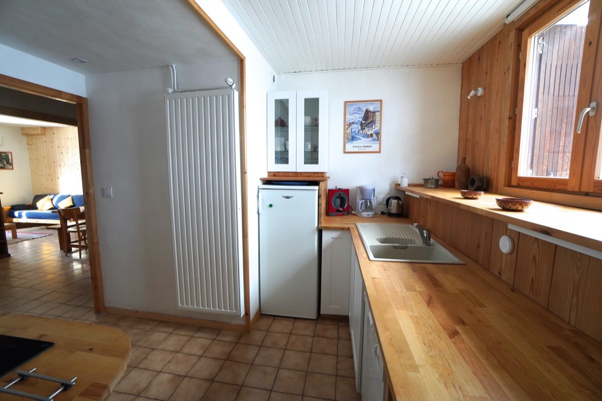 Cuisine et vue sur le séjour
