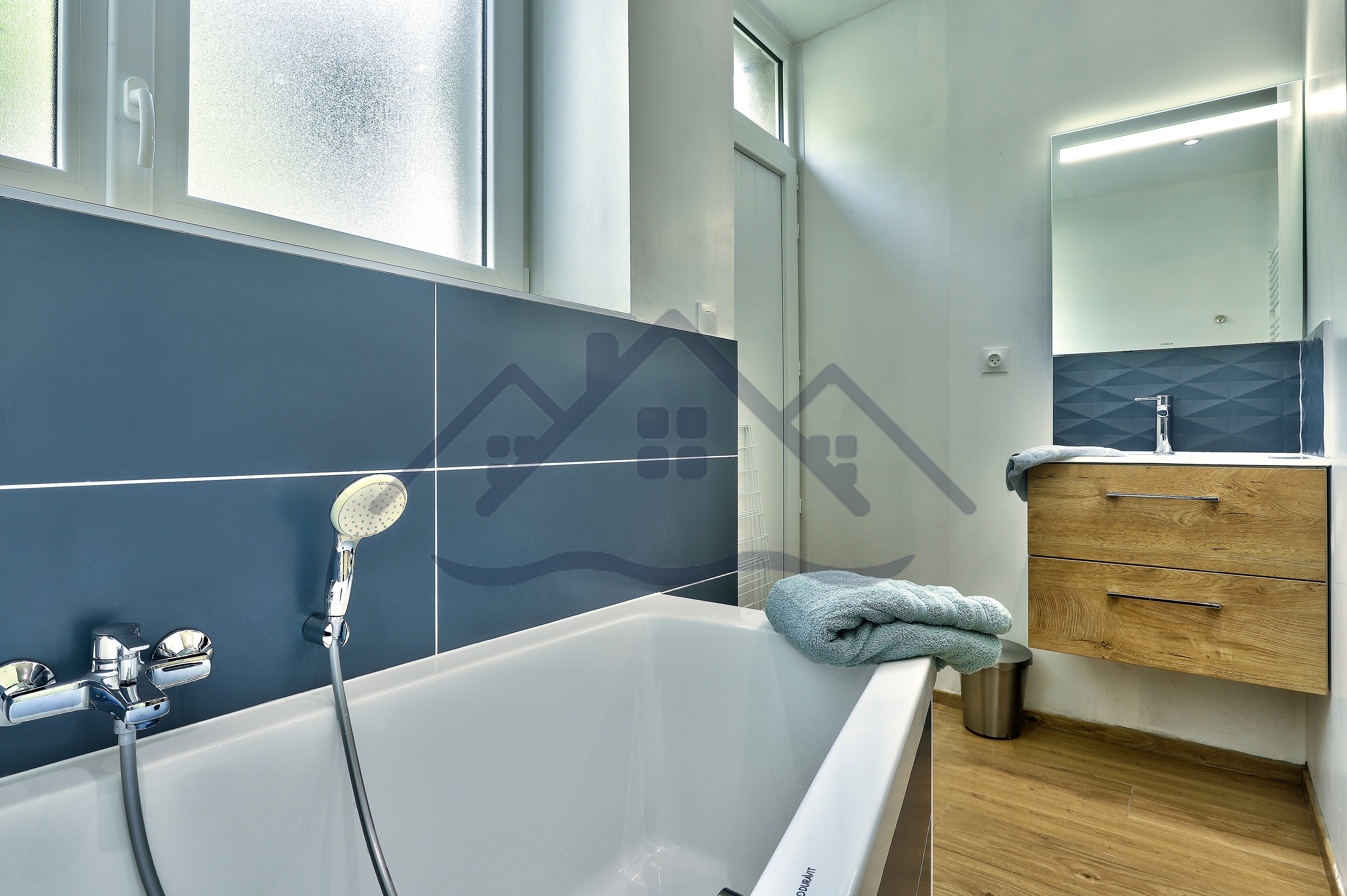 Photo n° 16 de la location