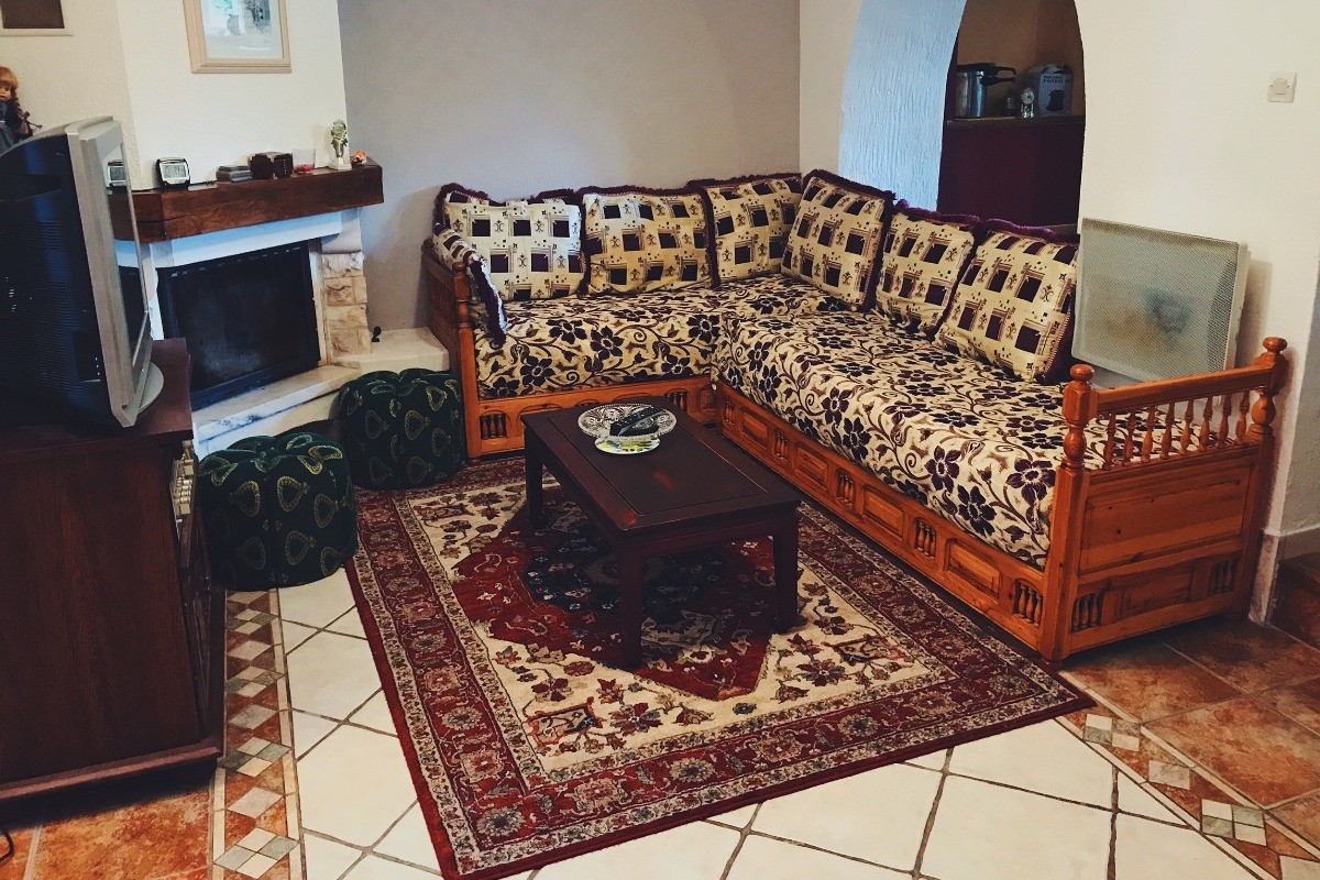 Salon marocain et sa cheminée