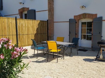 Extérieur côté piscine