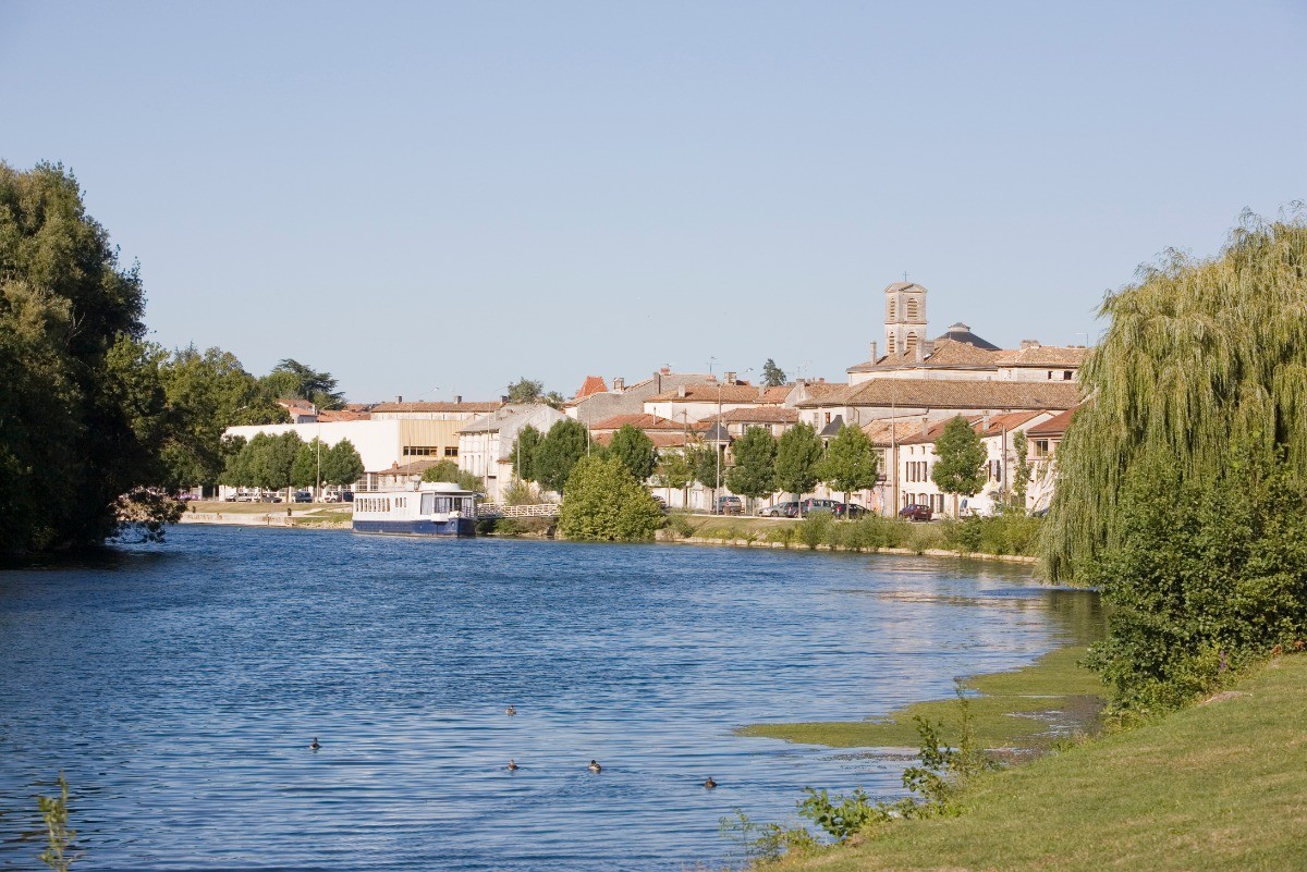 Le fleuve Charente - Angoulême