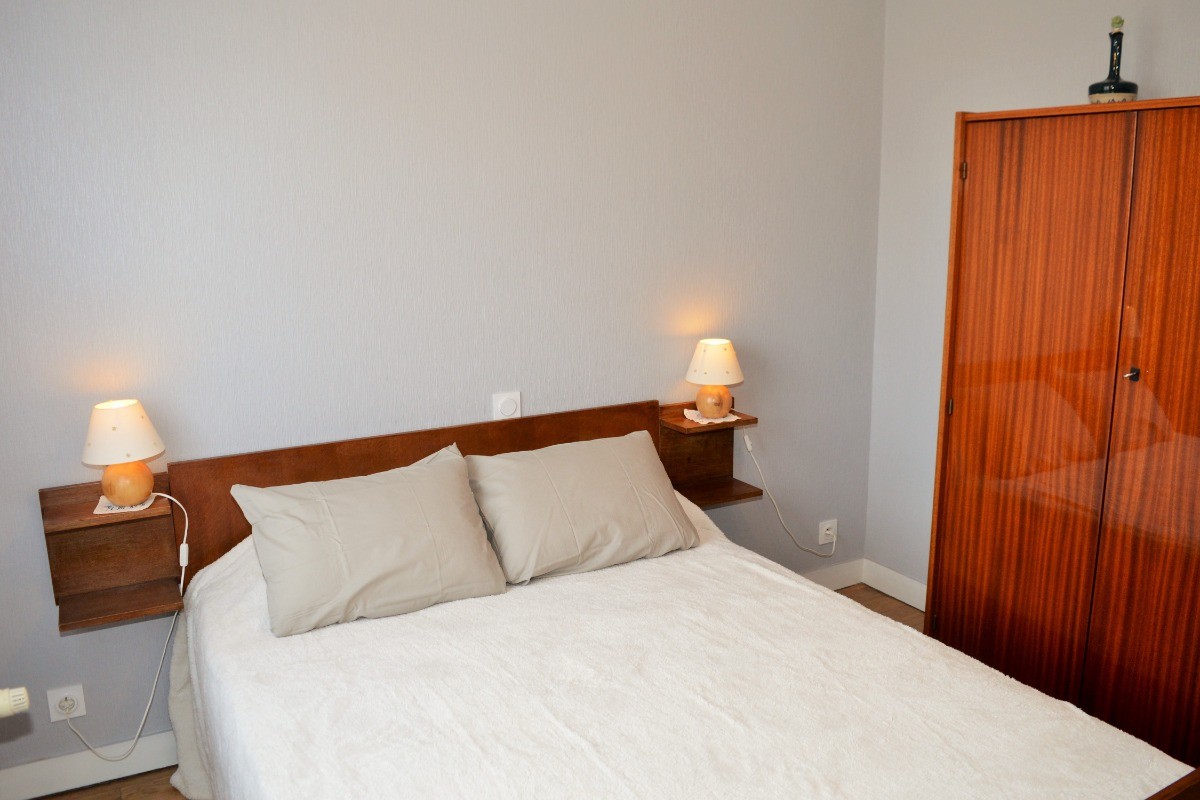 chambre 1 lit de 140 cm