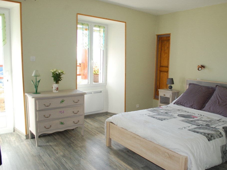 la chambre verte/lit en 140/gite/maison de caractère