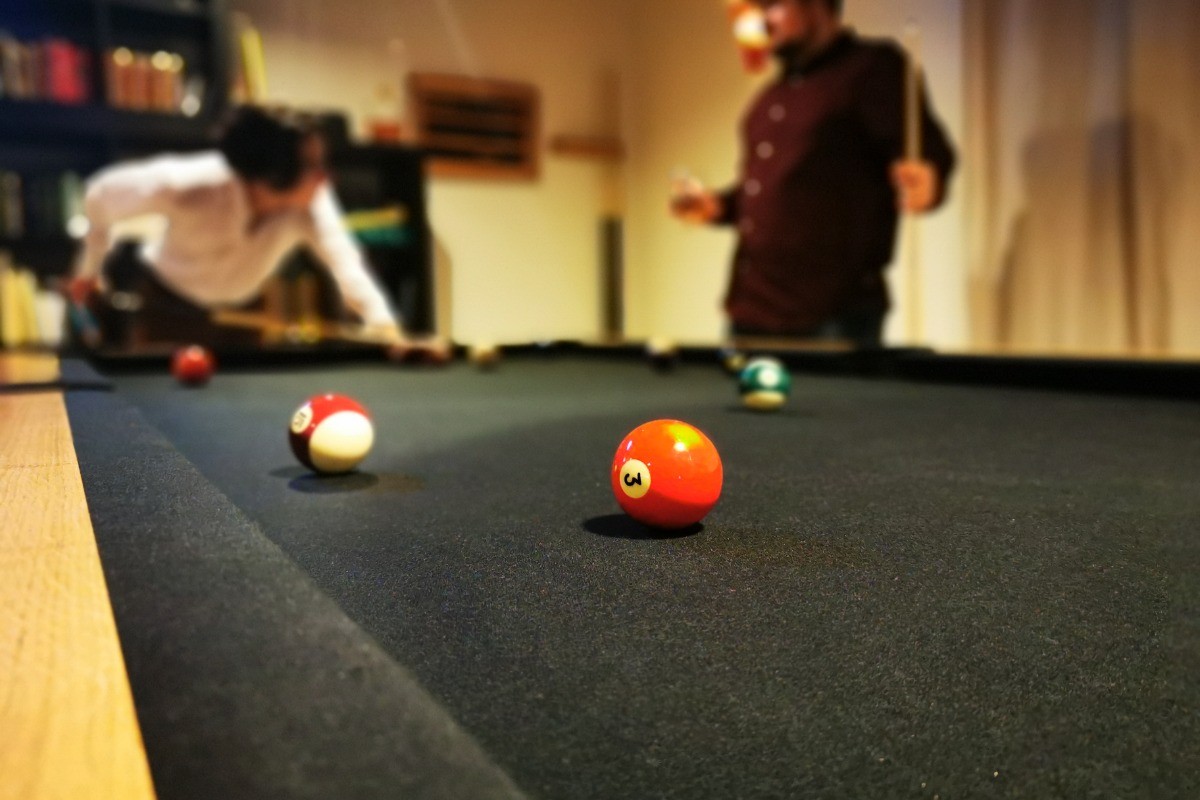 Soirée billard à Lou Barede, l'Immersion Bucolique par les Châteaux G. Arpin.