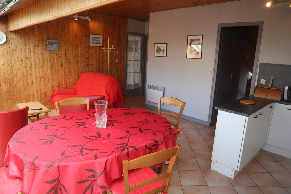 Séjour cuisine, Le Logis des Granges près de Surgères en Charente maritime