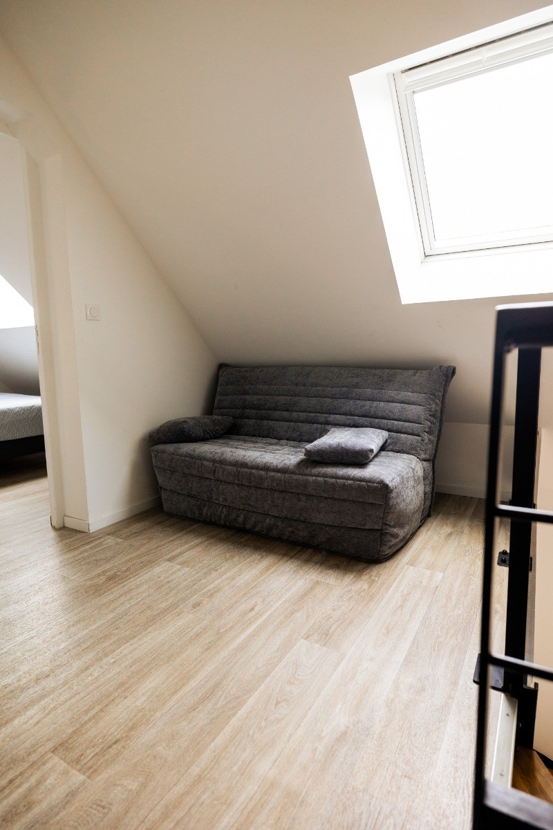 Mezzanine - 2 canapés convertibles 140cm disponibles
