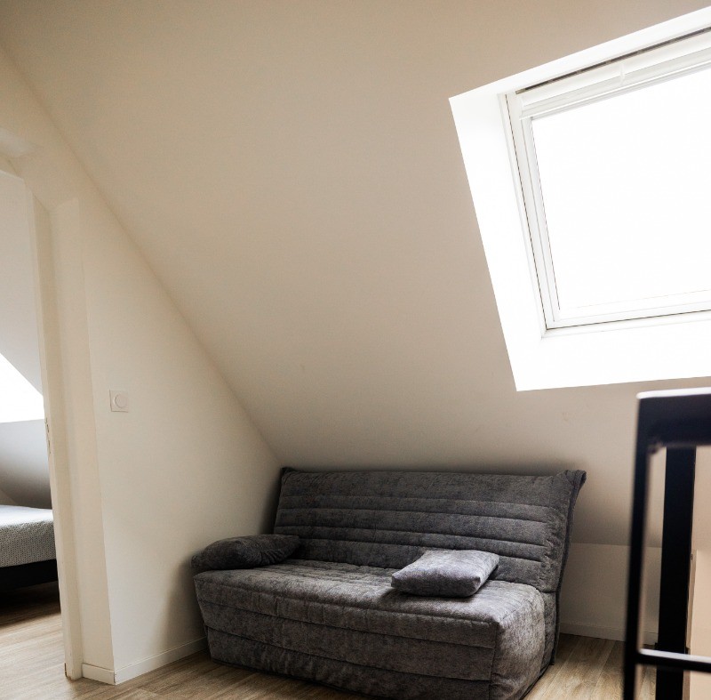 Mezzanine - 2 canapés convertibles 140cm disponibles