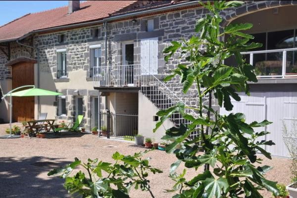 Autre vue de l'ensemble du bâtiment