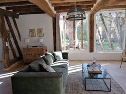 Stay - Gîte de Peyrucolle