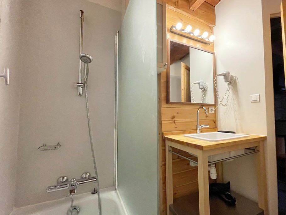 L'Aigle - salle de bain