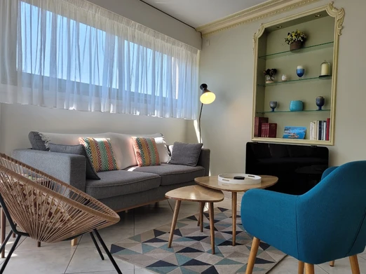 MARRELEC, location, Clévacances, Paimpol, proximité port et commerces, la grande pièce de vie avec espace salon