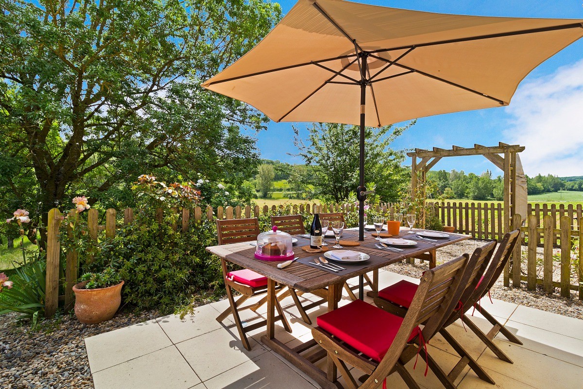Le Farat - Gîte La Maison de Campagne - Terrasse privée.