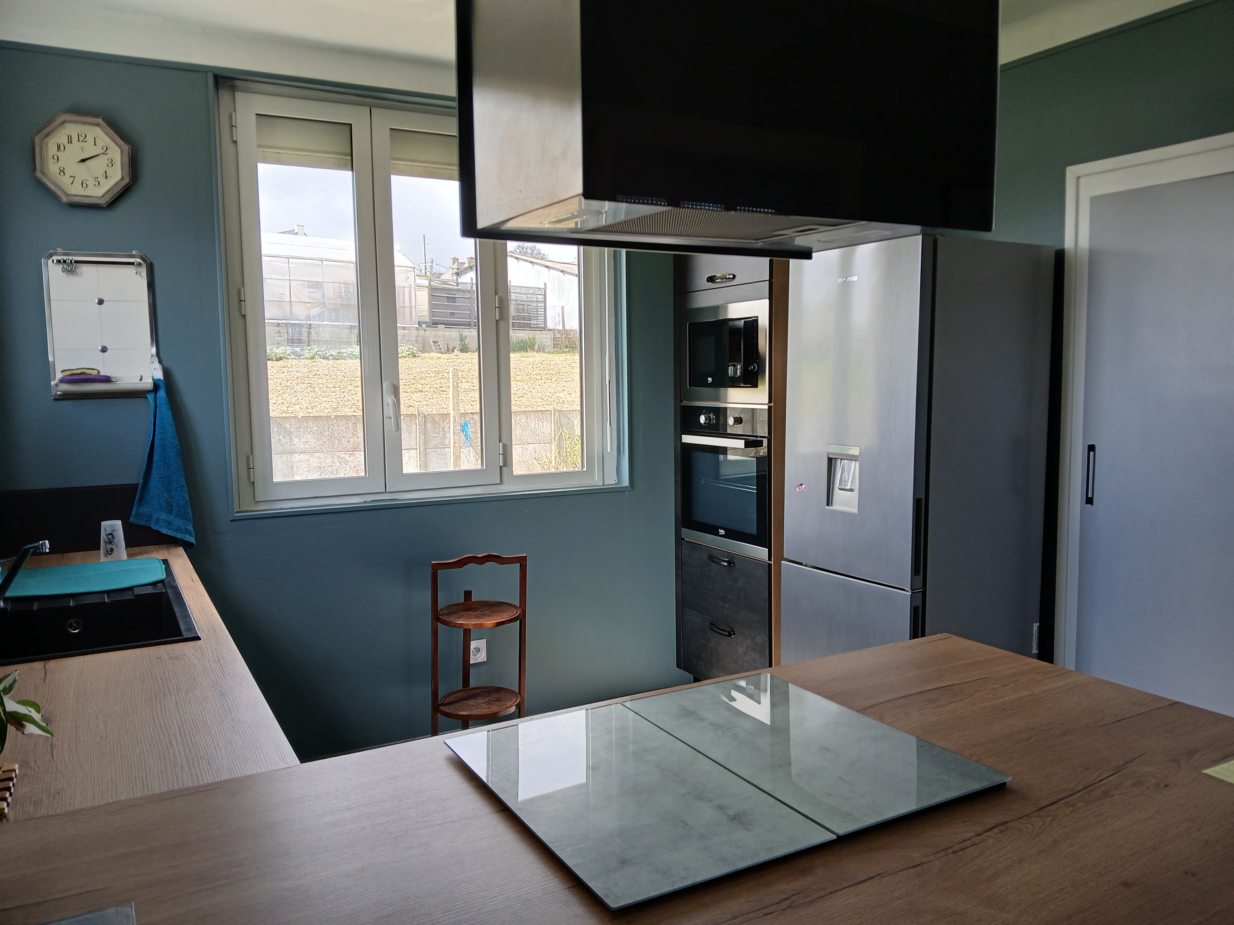 Separate kitchen
