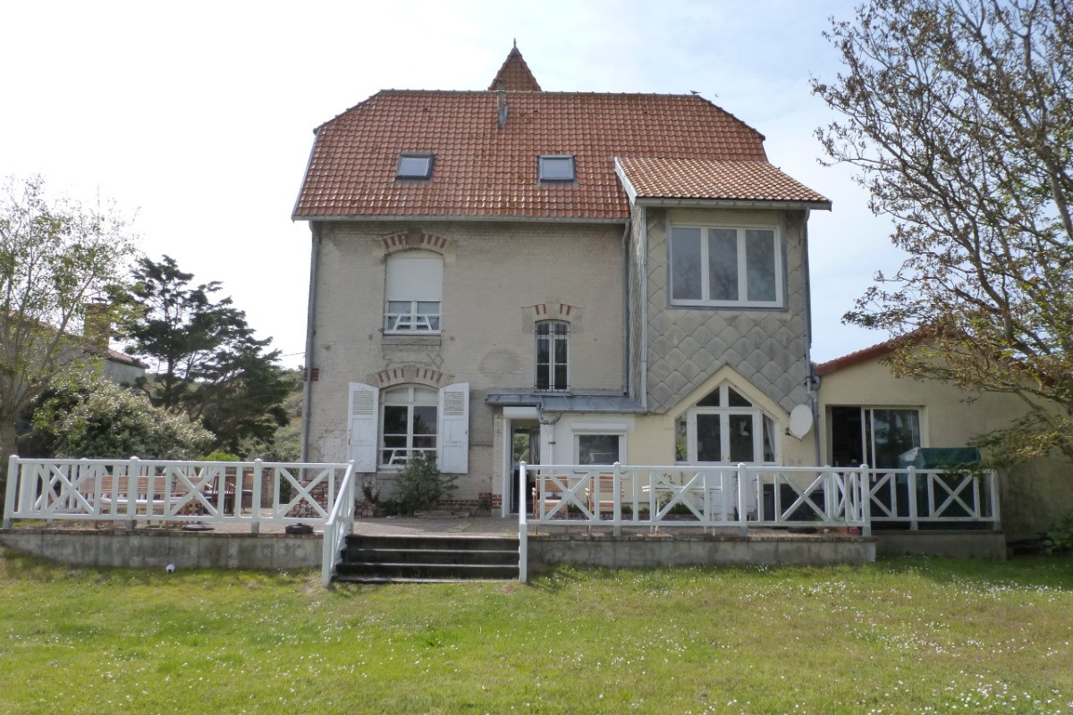 La Villa Anémone, côté jardin et terrasse