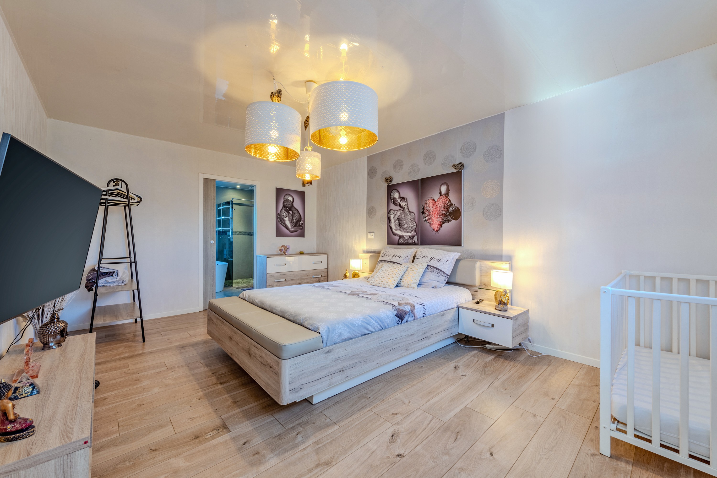 Chambre 1 avec lit king size