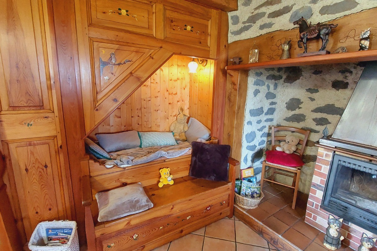 Alcove dans salon avec lit 90*190