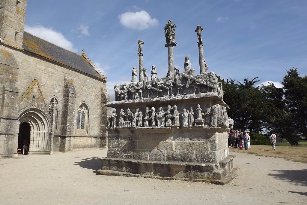 chapelle de Tronoën et son calvaire