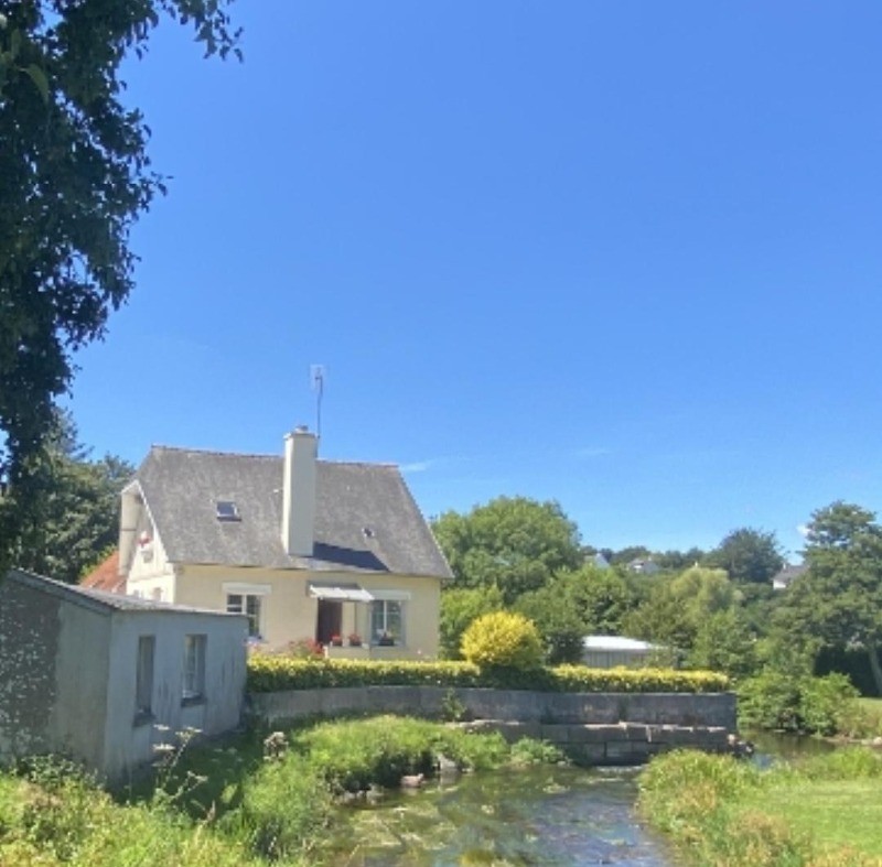La maison, et la rivière