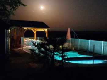 Duffort-Gers-Domaine de la Cambre-roulotte-camping à la ferme-nature-déconnexion-vue sur les Pyrénées-piscine éclairée