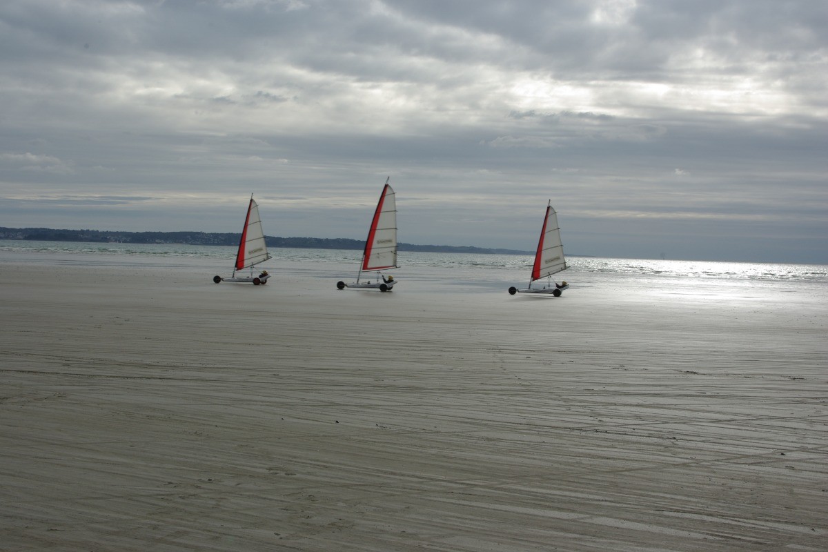 Location de Char à voile, Plage de Sainte-Anne-la-Palud
