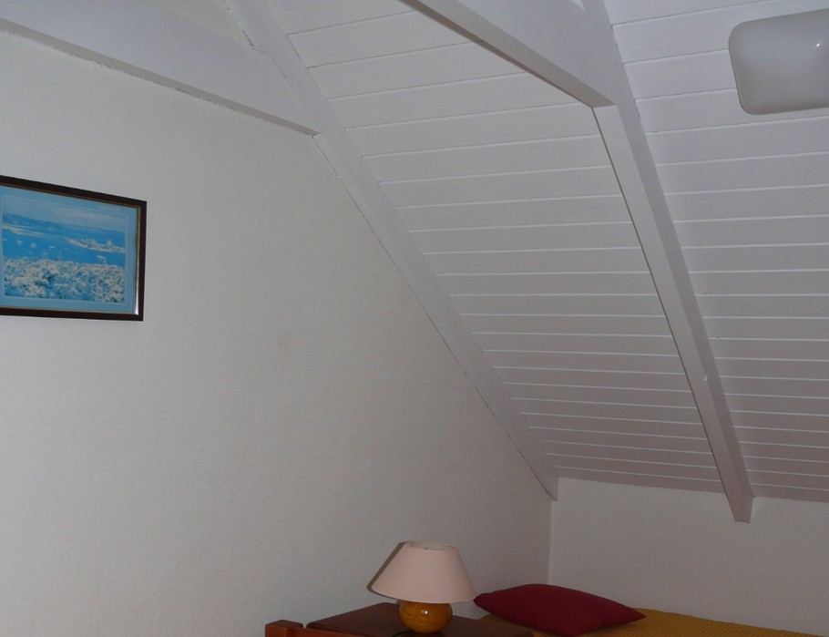 Etage: Chambre 3 avec lit 90