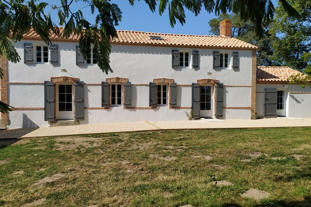 Maison côté jardin