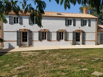 Maison côté jardin