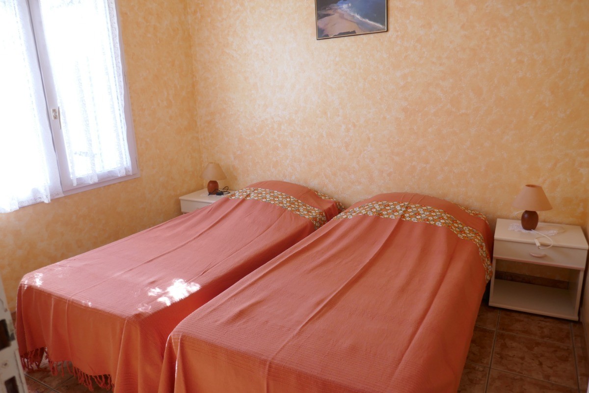 Chambre 2 : 2 lits en 90