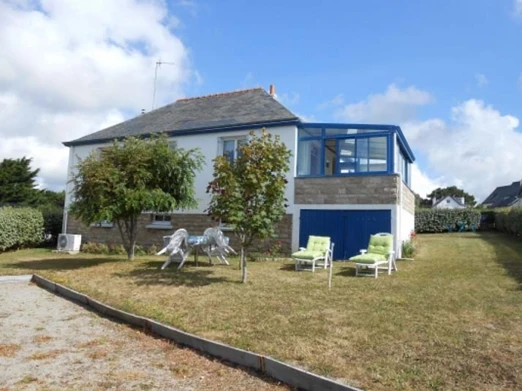 House with sea view at 50 m