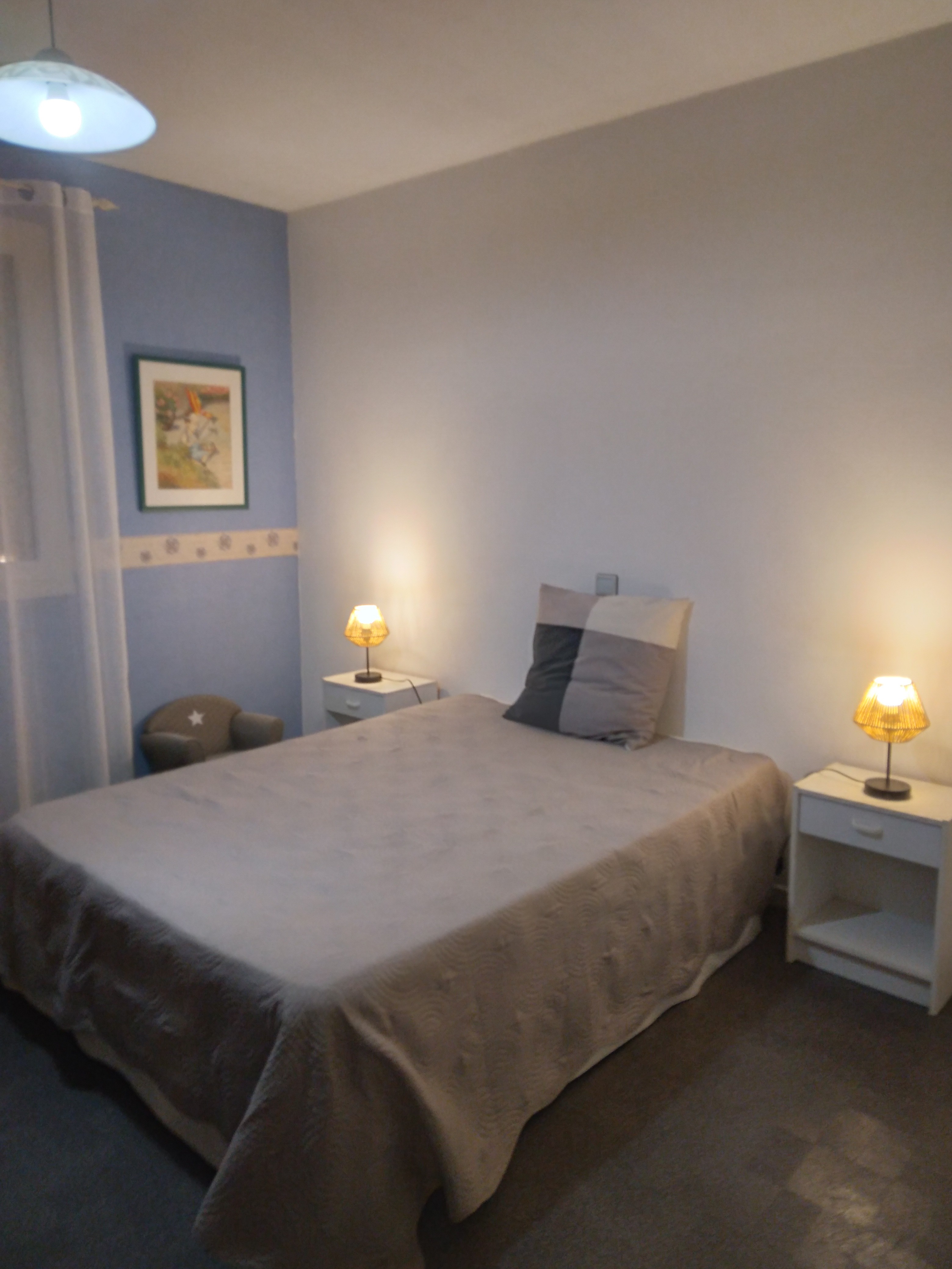 Chambre lit 140