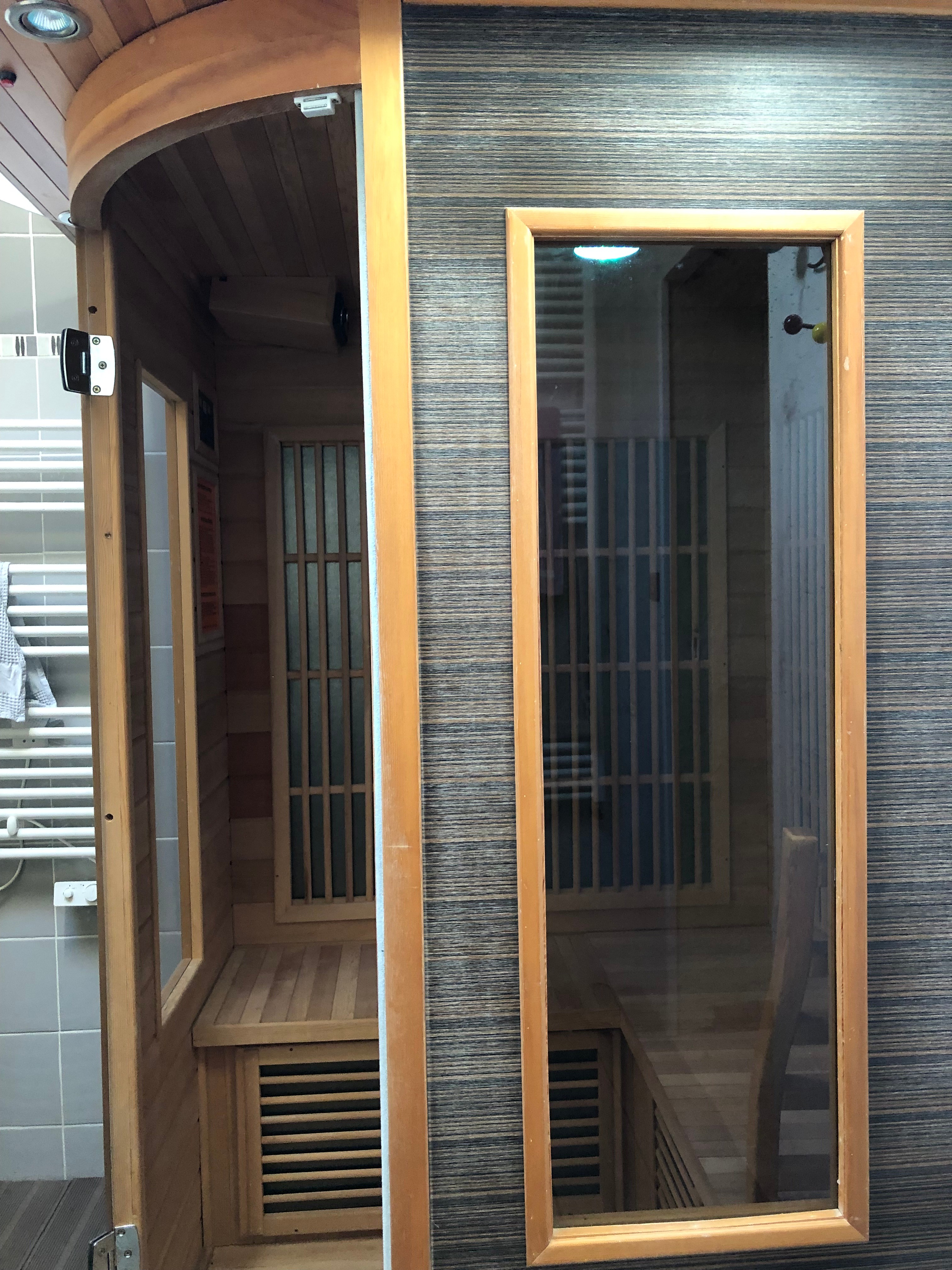 infrared sauna