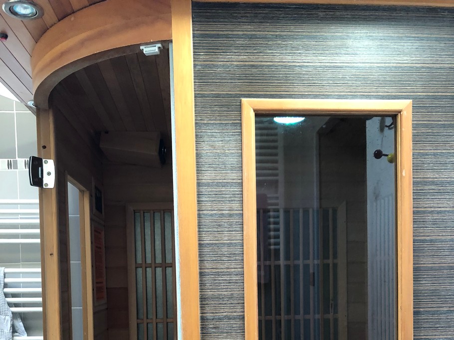 infrared sauna