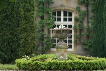 Chambre d'hôtes - Abbaye Autrey - Jardin