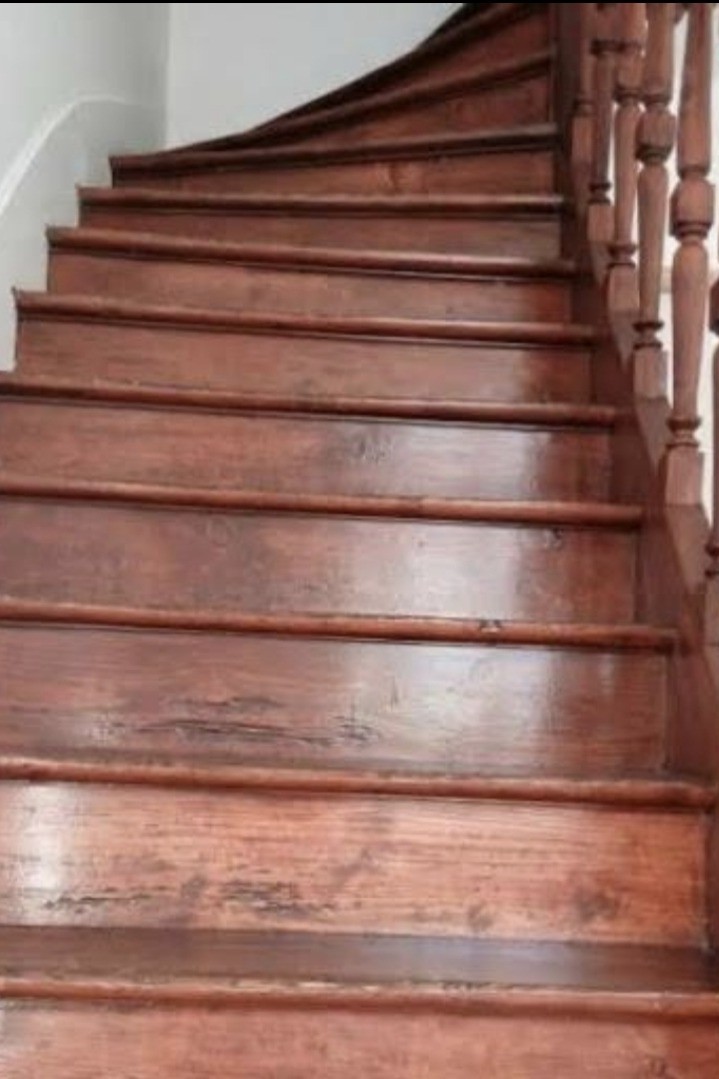 Accès par escalier au logement - La Studette