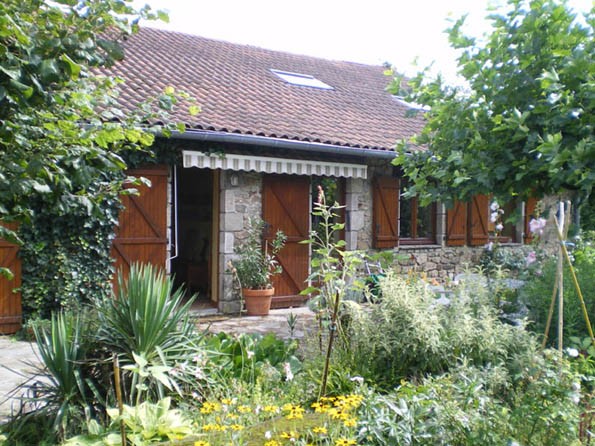 Vue jardin CHAMBRE D'HOTES LES CHATS HAUTE-VIENNE 87